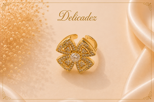 Anillo Flor Imperial Ajustable – Bañado en Oro 18K
