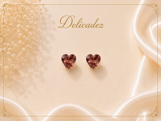 Aretes Corazón Rosa Vintage – Bañados en Oro Blanco 18K